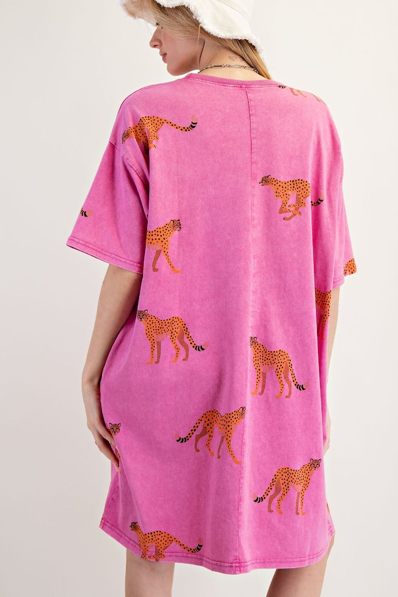 390 Wild LEO Relaxed Pocket Dress Easel SM-3X