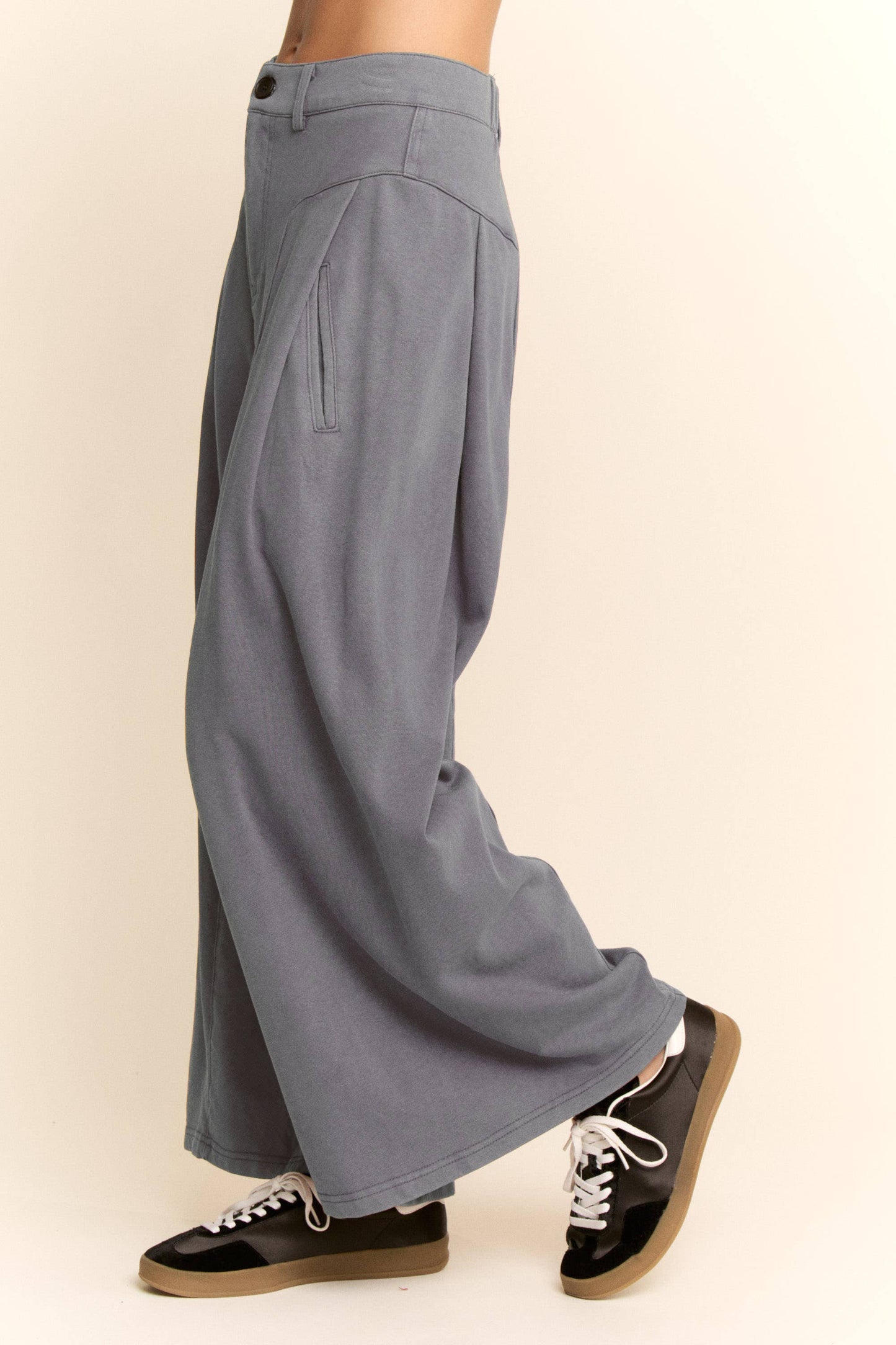 493 HIGH WAISTED FRONT SLIT WIDE LEG DENIM PANTS Davi & Dani