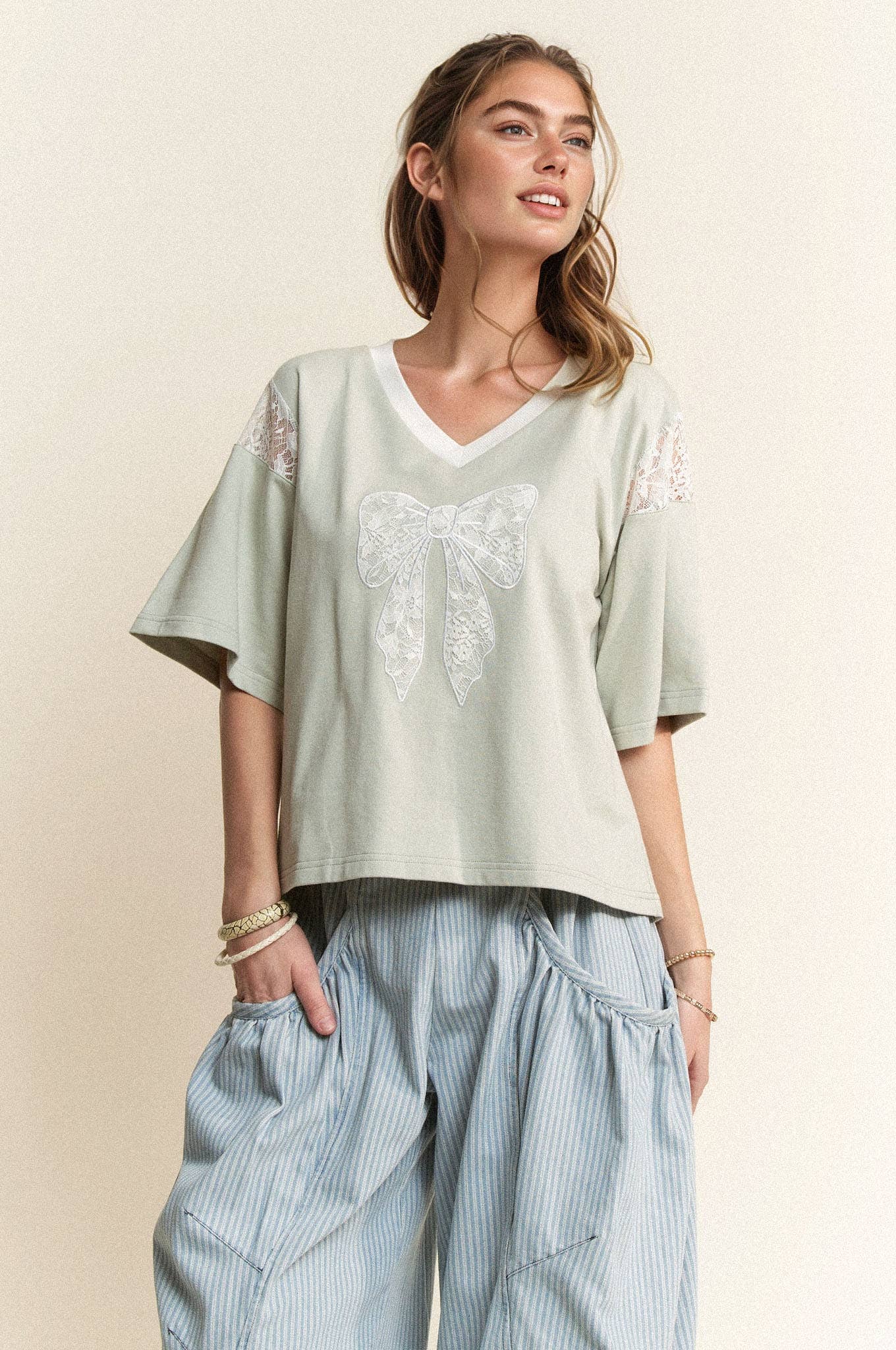 441 Sweet Promise Lace Ribbon V-Neck Top Davi Dani