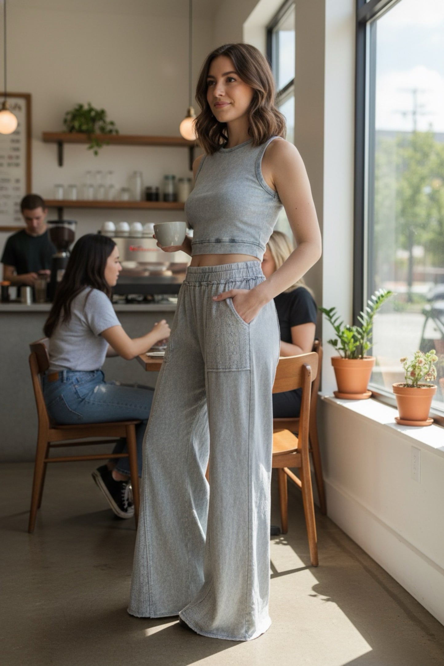 586 Sundaze Mineral Wash Eyelet Flares