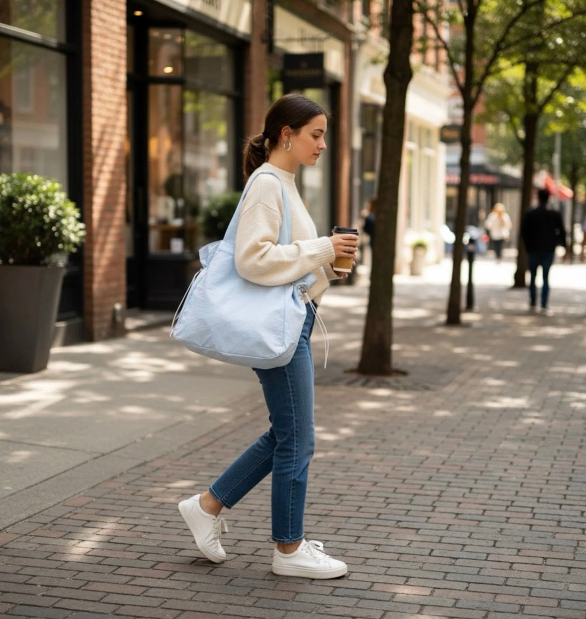 Lily ON-THE-GO Cinch Tote Bag (KOCO EXCLUSIVE)